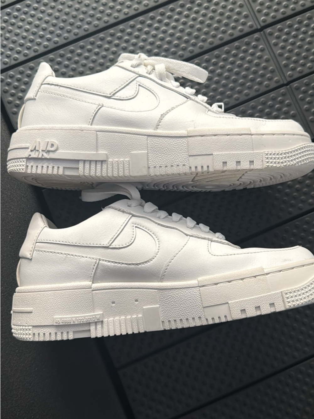 Nike women's Air Force 1 white